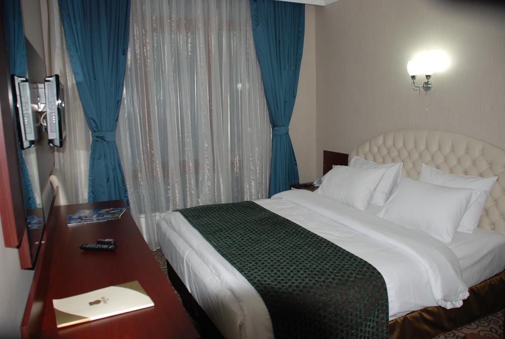 Grand Ani Hotel Kars Bagian luar foto
