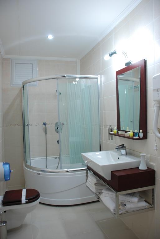 Grand Ani Hotel Kars Bagian luar foto